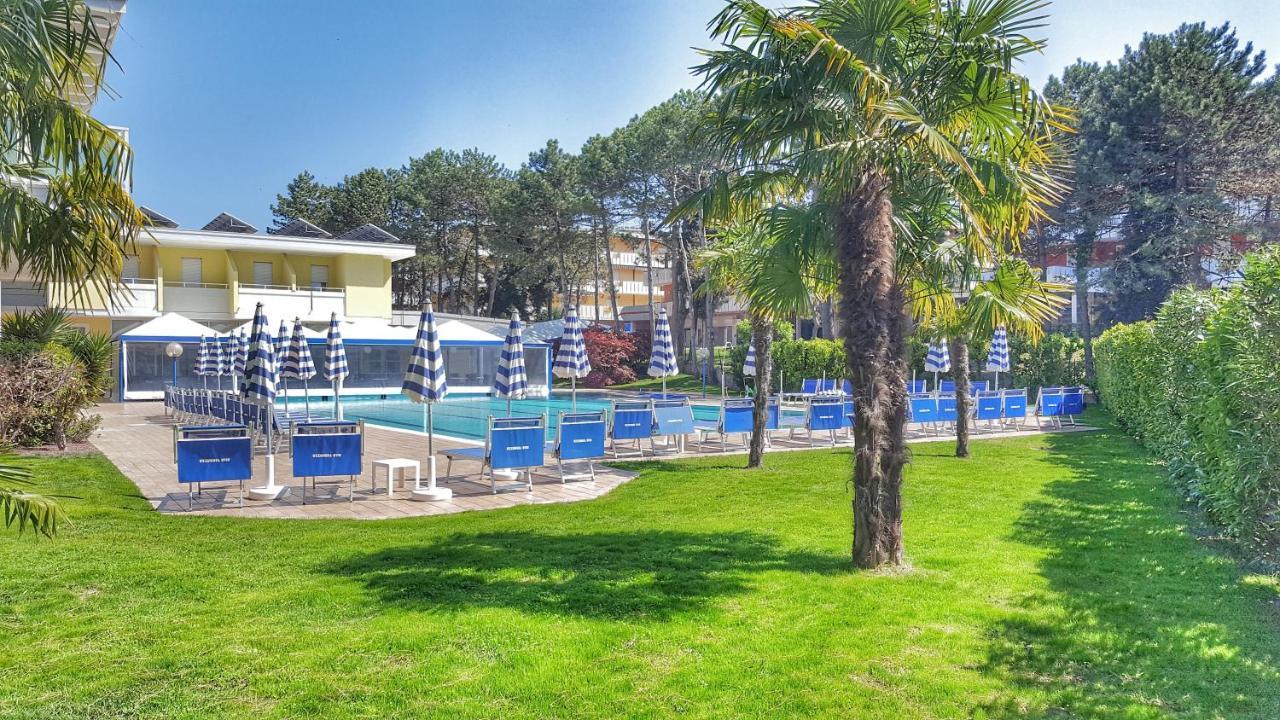 Hotel Alla Terrazza Bibione Esterno foto