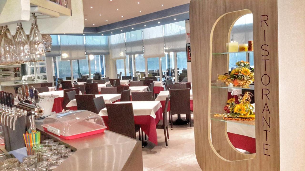 Hotel Alla Terrazza Bibione Esterno foto