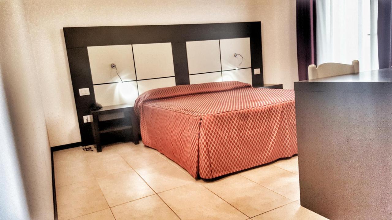 Hotel Alla Terrazza Bibione Esterno foto