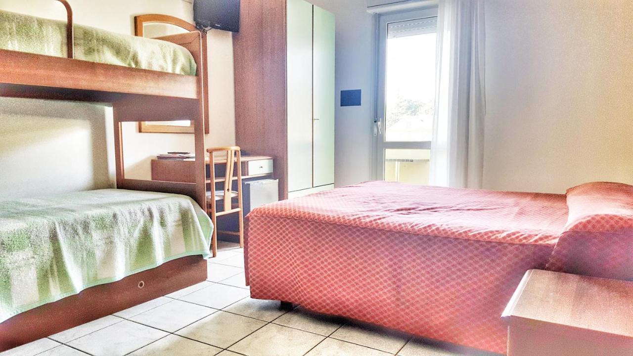 Hotel Alla Terrazza Bibione Esterno foto