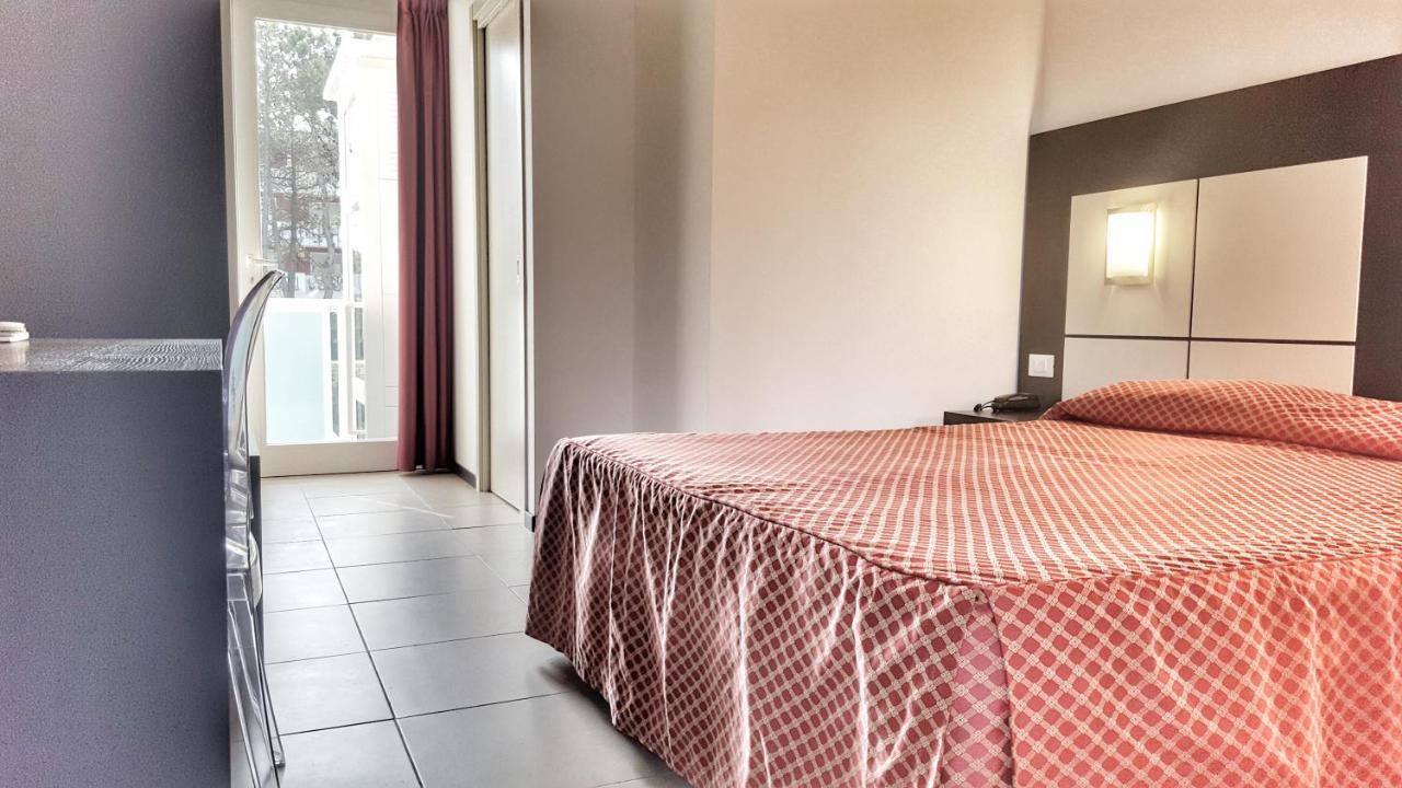Hotel Alla Terrazza Bibione Esterno foto