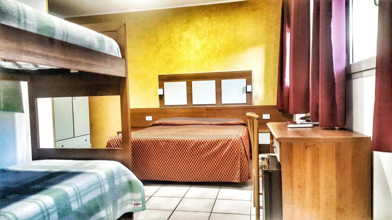 Hotel Alla Terrazza Bibione Esterno foto
