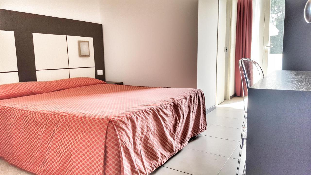 Hotel Alla Terrazza Bibione Esterno foto