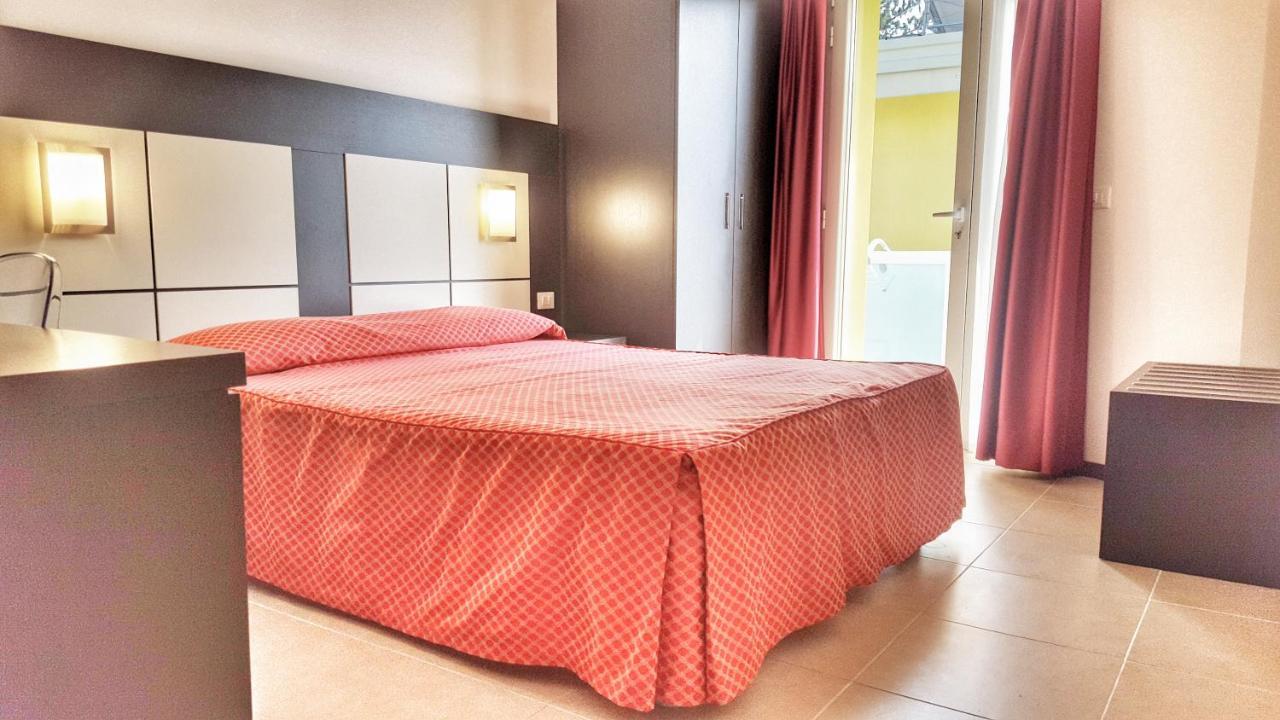 Hotel Alla Terrazza Bibione Esterno foto